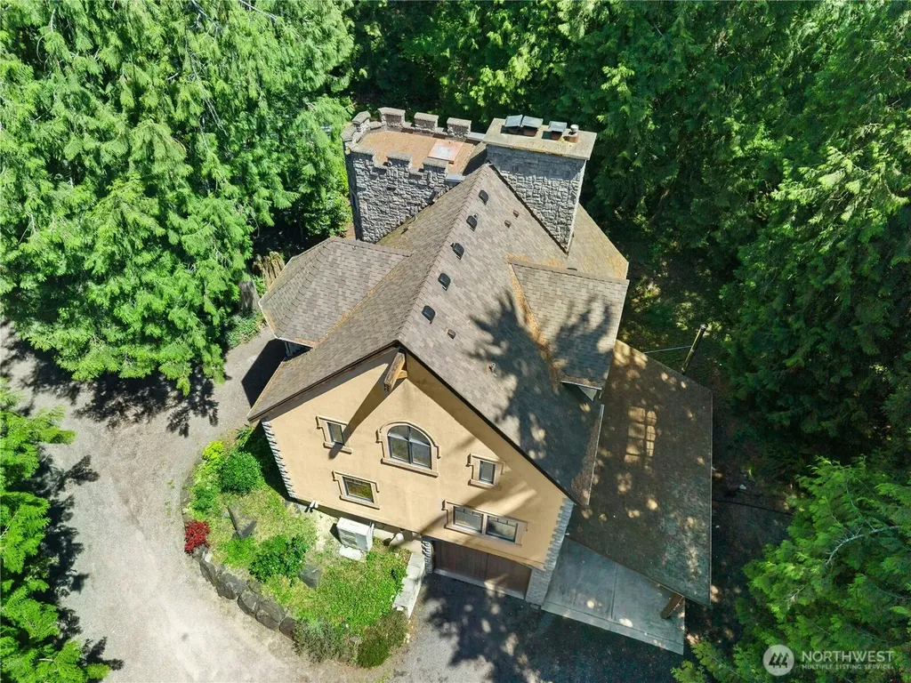 19027 SE May Valley Road Issaquah WA 98027