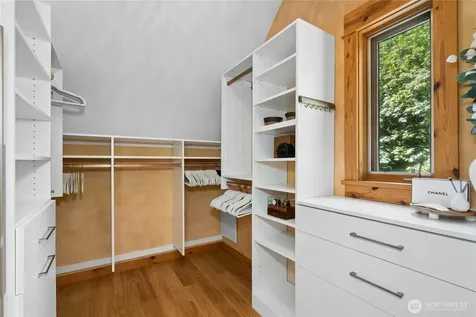 19027 SE May Valley Road Issaquah WA 98027