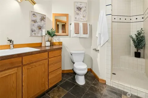 19027 SE May Valley Road Issaquah WA 98027