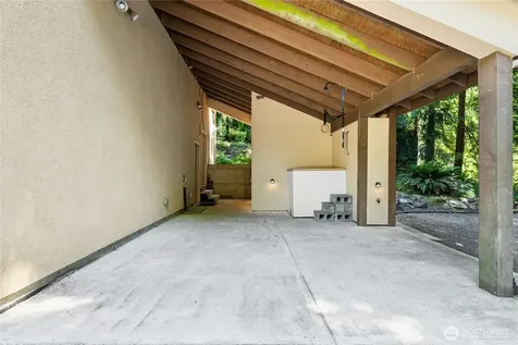 19027 SE May Valley Road Issaquah WA 98027