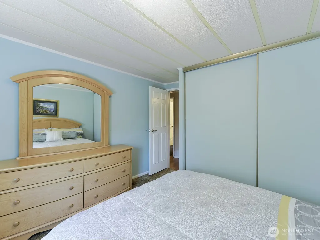 19805 127th Court NE Bothell WA 98011