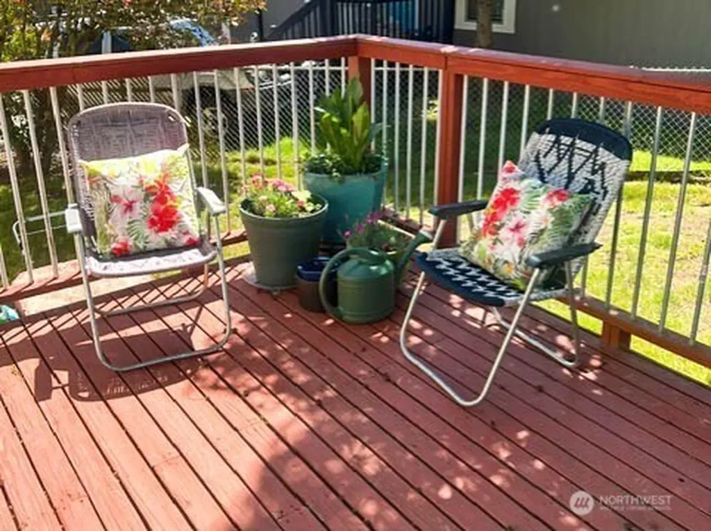 19805 127th Court NE Bothell WA 98011