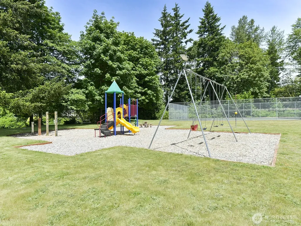 19805 127th Court NE Bothell WA 98011