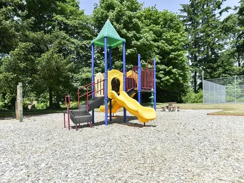 19805 127th Court NE Bothell WA 98011