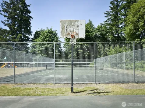 19805 127th Court NE Bothell WA 98011