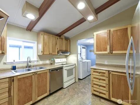 19805 127th Court NE Bothell WA 98011