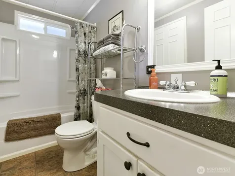 19805 127th Court NE Bothell WA 98011
