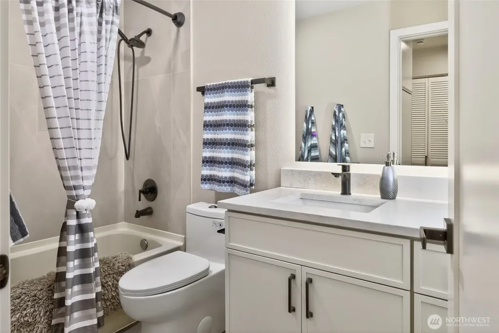 18200 73rd Avenue NE Kenmore WA 98028