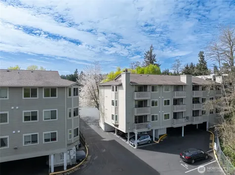 18200 73rd Avenue NE Kenmore WA 98028
