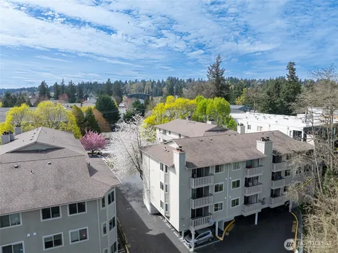 18200 73rd Avenue NE Kenmore WA 98028