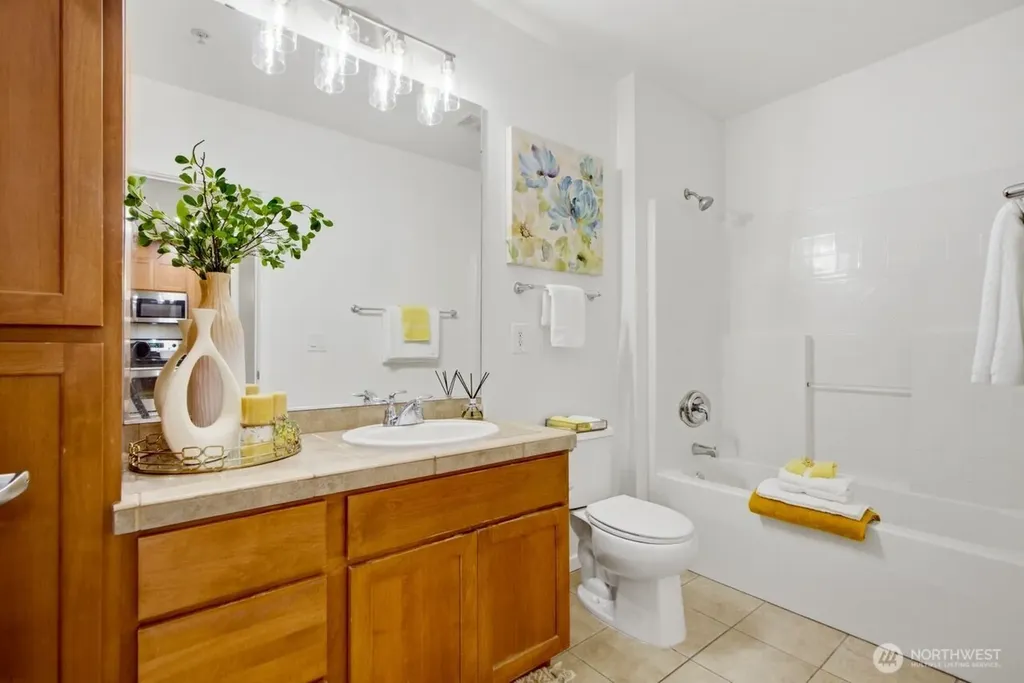 2901 NE Blakeley Street Seattle WA 98105