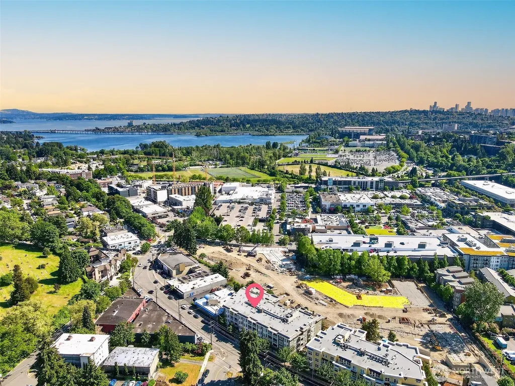 2901 NE Blakeley Street Seattle WA 98105
