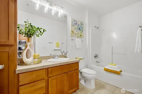 2901 NE Blakeley Street Seattle WA 98105
