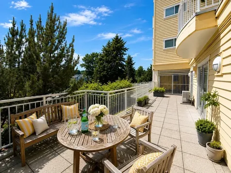 2901 NE Blakeley Street Seattle WA 98105
