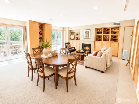 2901 NE Blakeley Street Seattle WA 98105