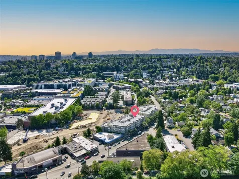 2901 NE Blakeley Street Seattle WA 98105