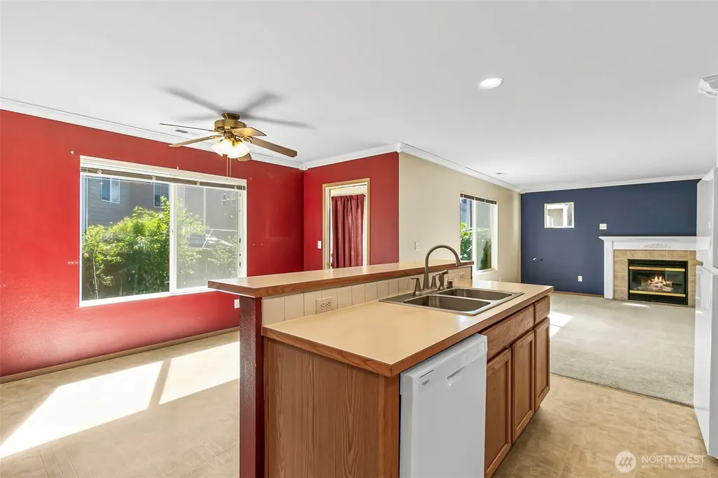 13707 116th Avenue Ct E Puyallup WA 98374