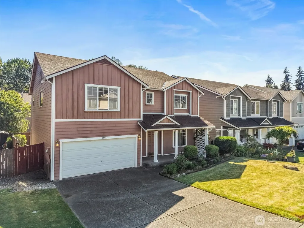13707 116th Avenue Ct E Puyallup WA 98374
