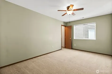 13707 116th Avenue Ct E Puyallup WA 98374