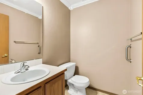 13707 116th Avenue Ct E Puyallup WA 98374