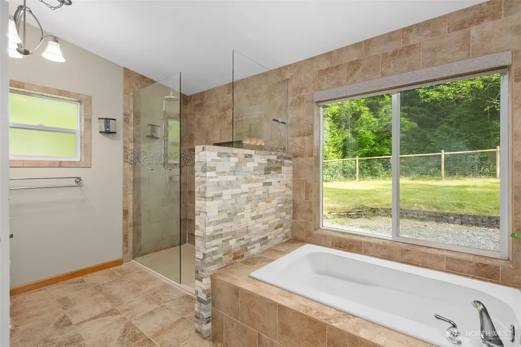 9818 138th Avenue NW Gig Harbor WA 98329