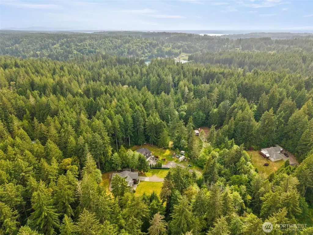 9818 138th Avenue NW Gig Harbor WA 98329