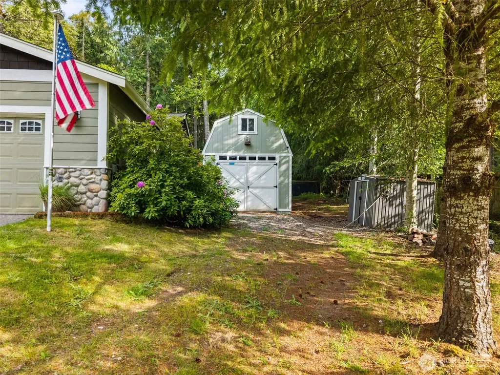 9818 138th Avenue NW Gig Harbor WA 98329