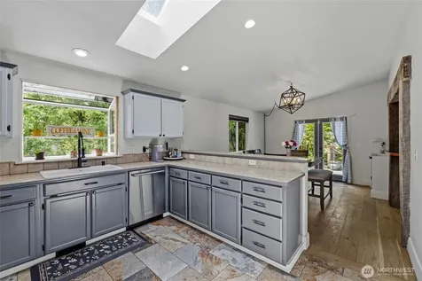 10622 25th Place NE Lake Stevens WA 98258