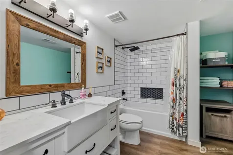 10622 25th Place NE Lake Stevens WA 98258