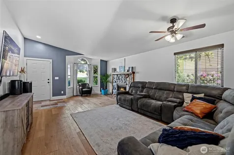 10622 25th Place NE Lake Stevens WA 98258