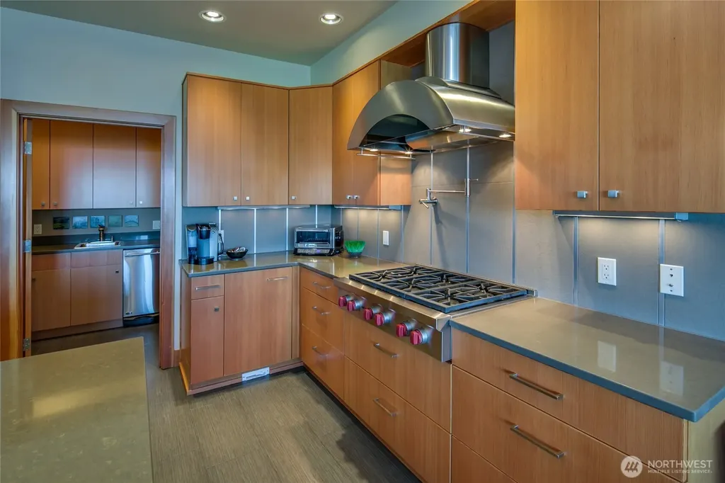 472 S State Street Bellingham WA 98225