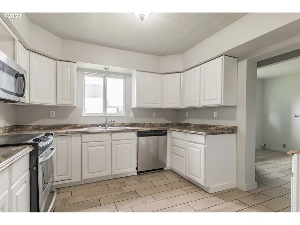 820 N 1st Avenue Kelso WA 98626