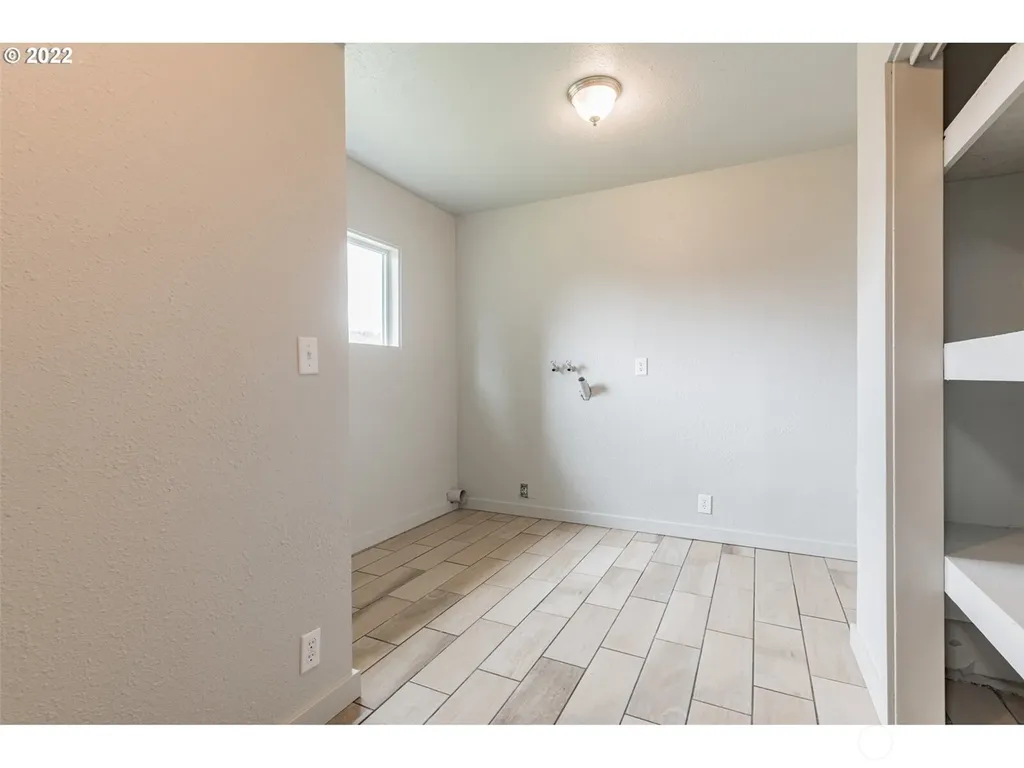 820 N 1st Avenue Kelso WA 98626