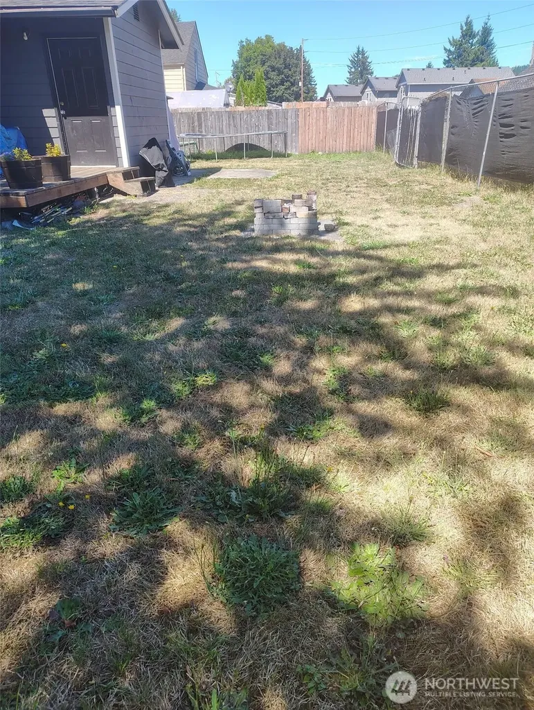 820 N 1st Avenue Kelso WA 98626
