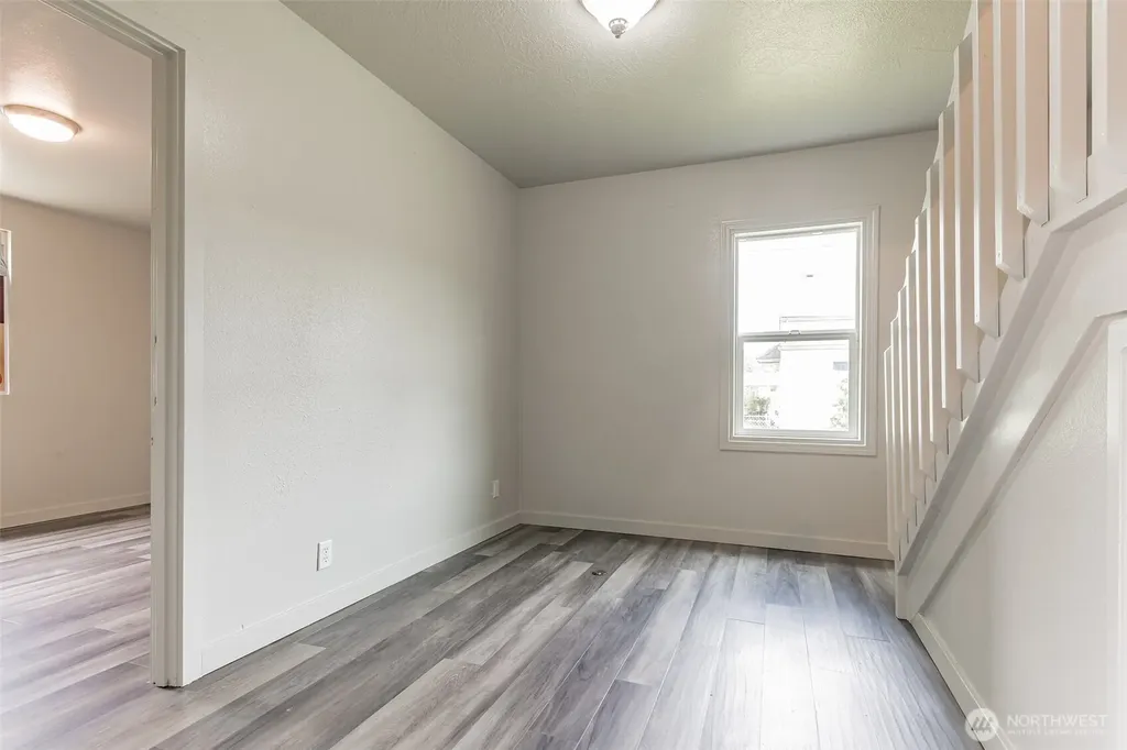 820 N 1st Avenue Kelso WA 98626