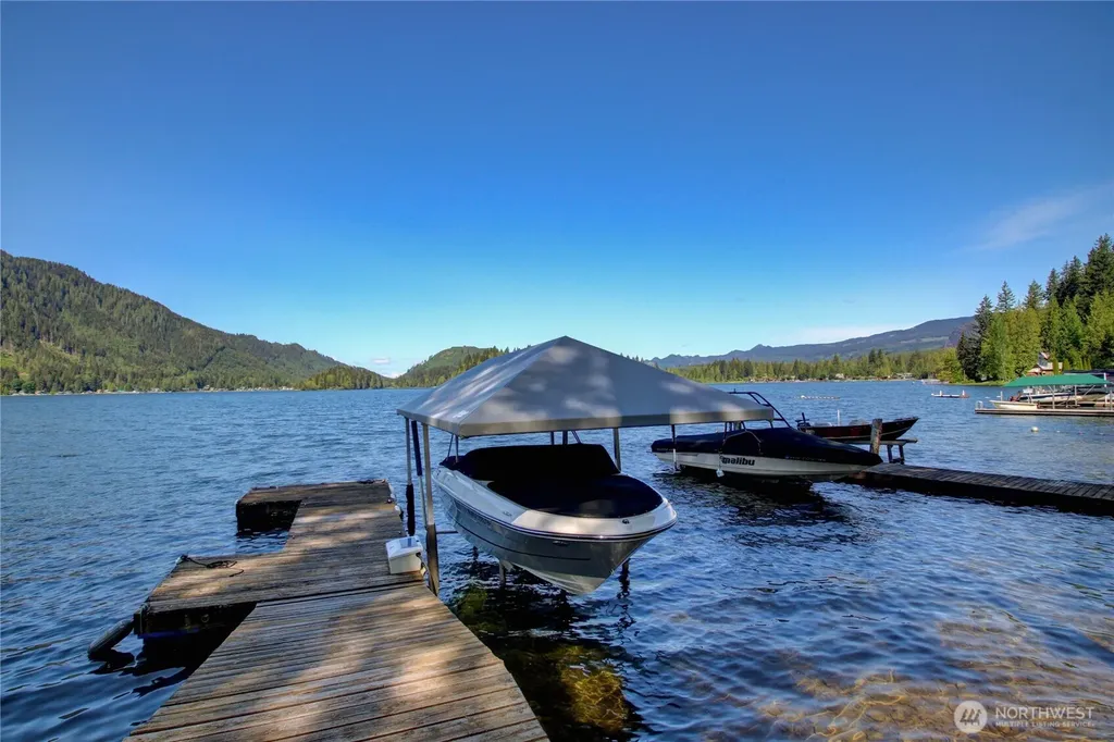 34247 N Shore Mount Vernon WA 98274