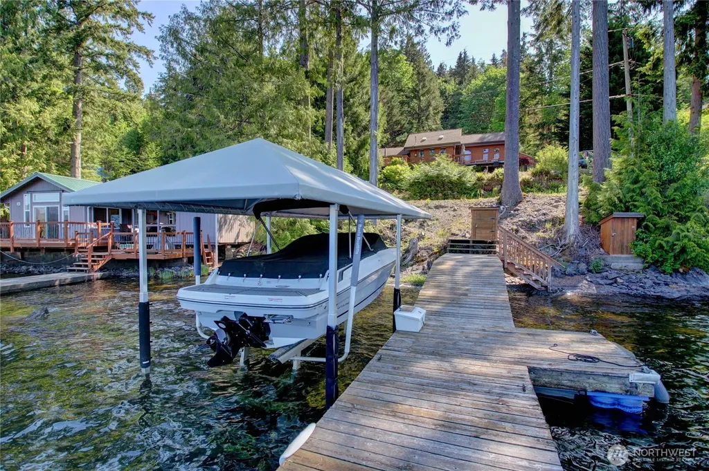 34247 N Shore Mount Vernon WA 98274