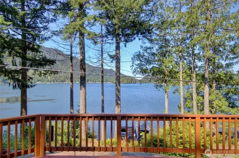 34247 N Shore Mount Vernon WA 98274
