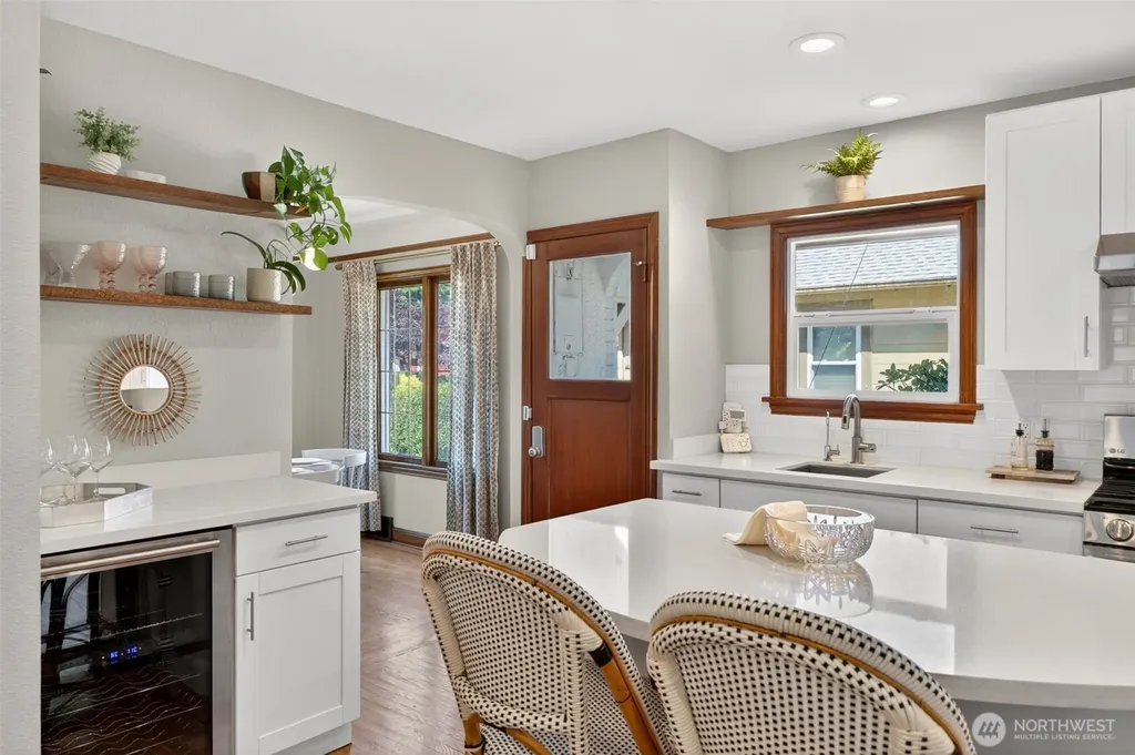 321 NW 78th Street Seattle WA 98117
