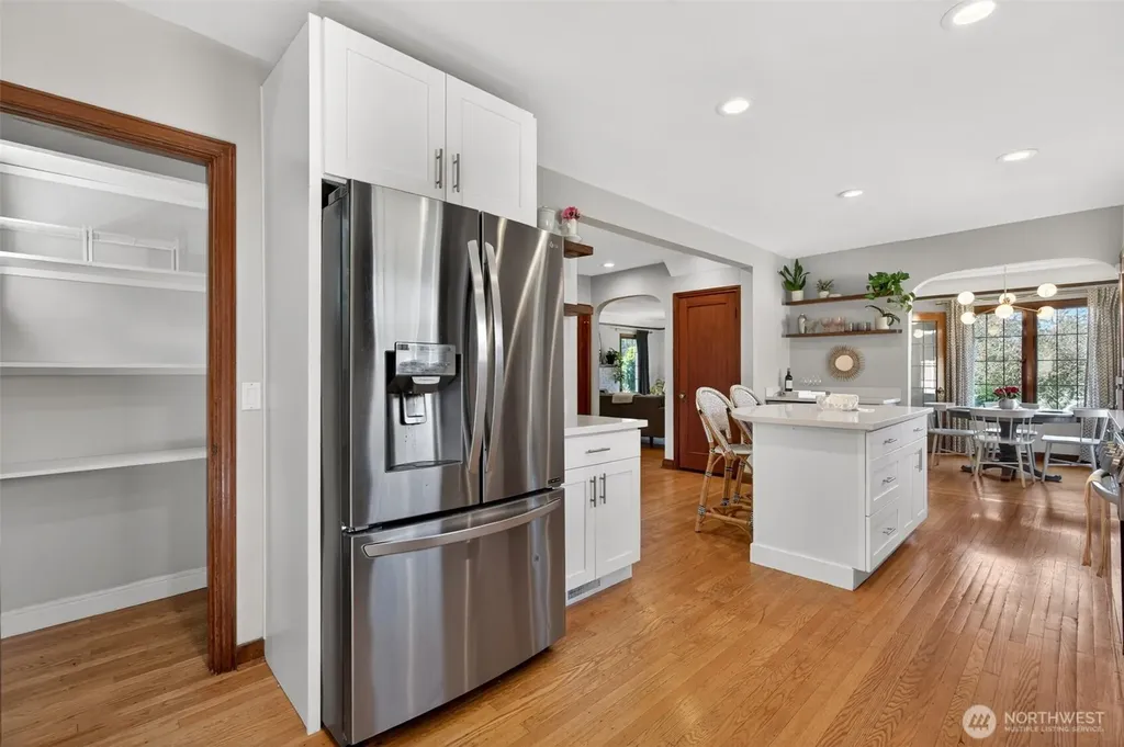 321 NW 78th Street Seattle WA 98117