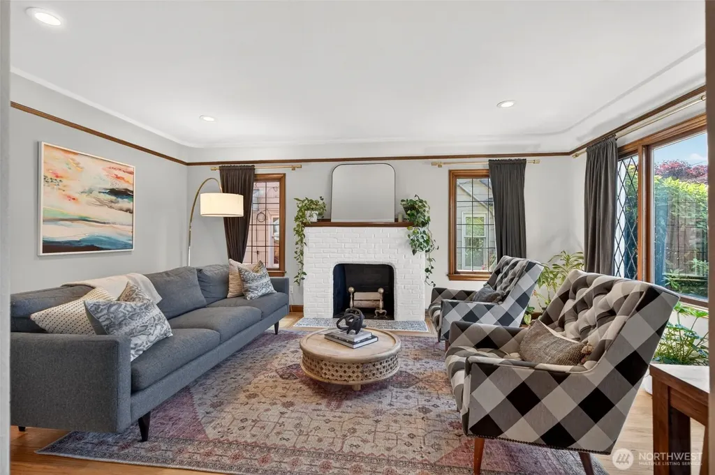 321 NW 78th Street Seattle WA 98117