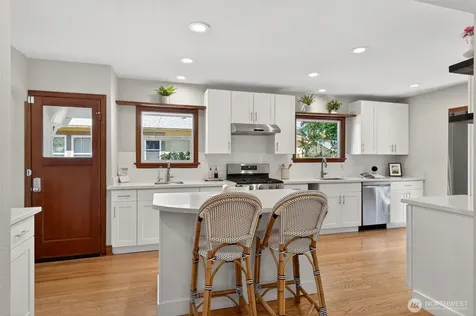 321 NW 78th Street Seattle WA 98117