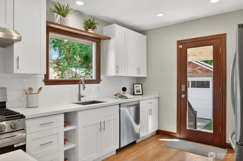 321 NW 78th Street Seattle WA 98117