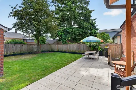 321 NW 78th Street Seattle WA 98117
