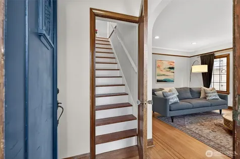 321 NW 78th Street Seattle WA 98117