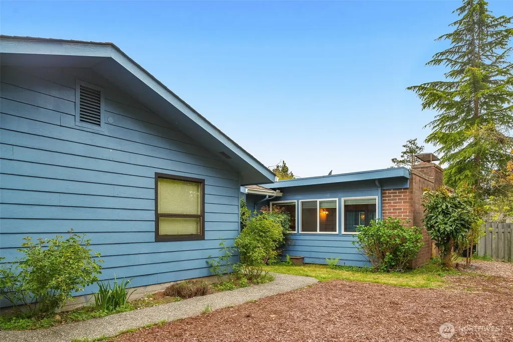 921 241st Place SW Bothell WA 98021
