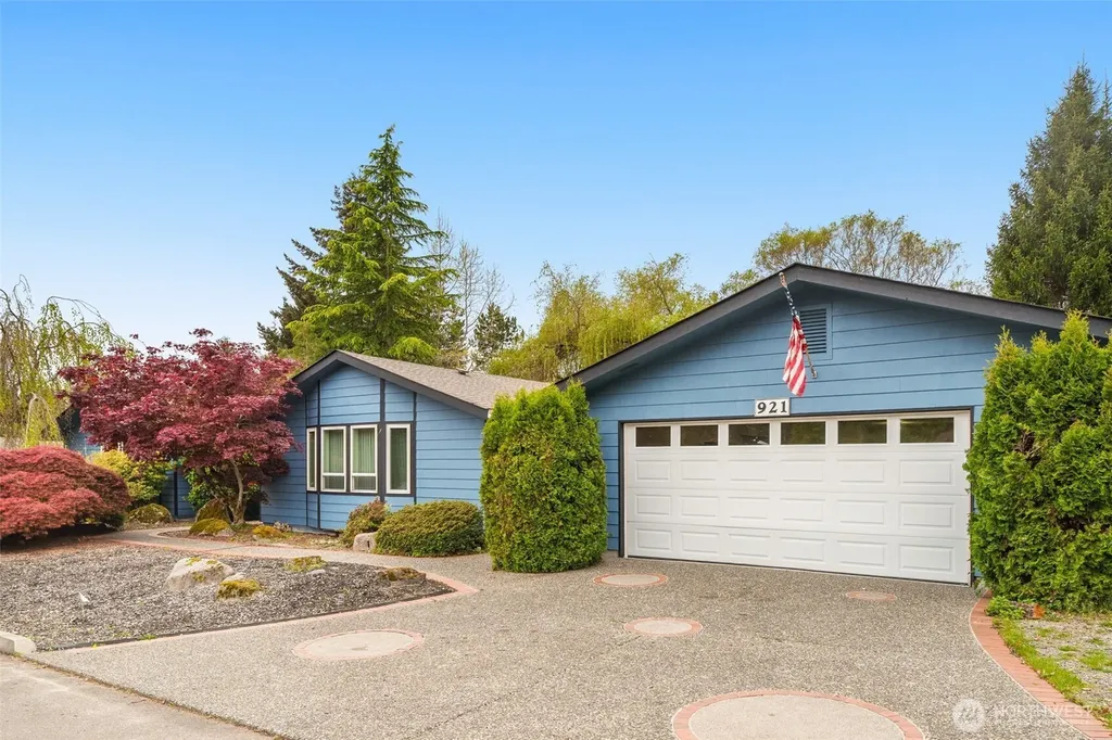 921 241st Place SW Bothell WA 98021