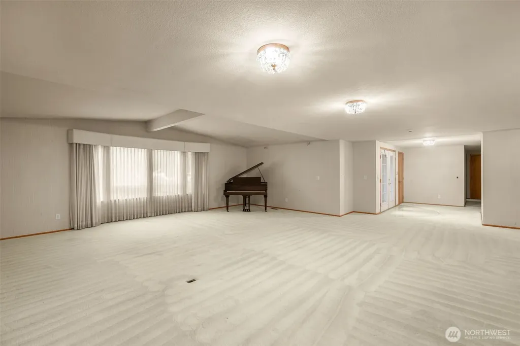 921 241st Place SW Bothell WA 98021