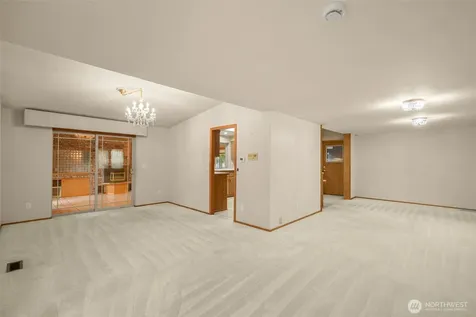 921 241st Place SW Bothell WA 98021