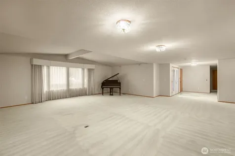 921 241st Place SW Bothell WA 98021